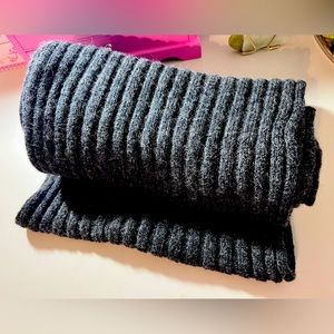 Used Bottega Veneta Long Wool Scarf.